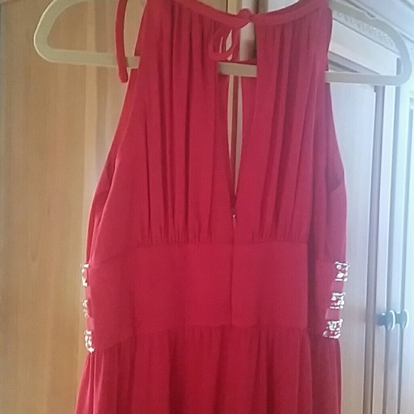 Party dress! - Picture 3 of 3